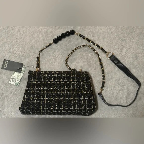BADGLEY MISCHKA Textured Messenger Bag-Black (NWT)